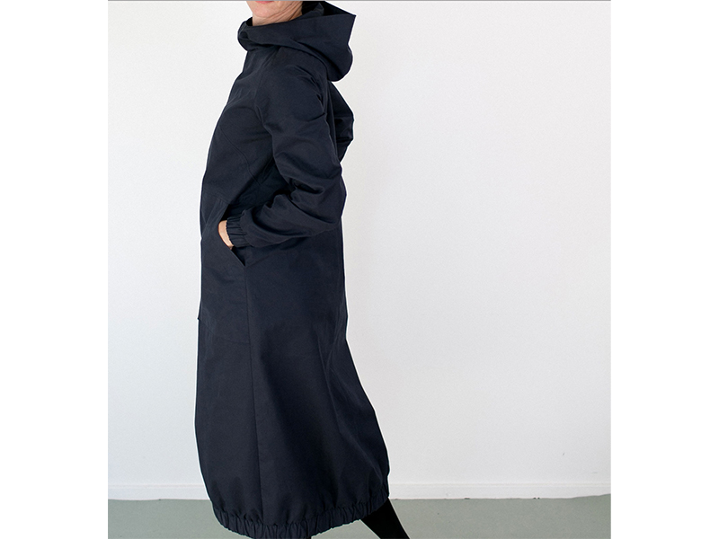 assemblyline-hoodiedress-1000stoff-side