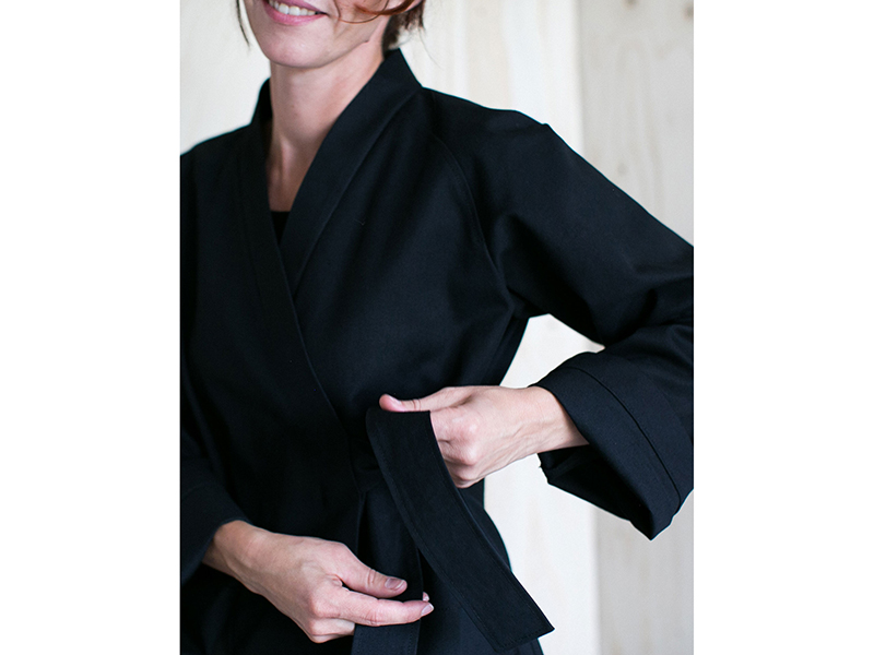 assemblyline-kimono-1000stoff-front
