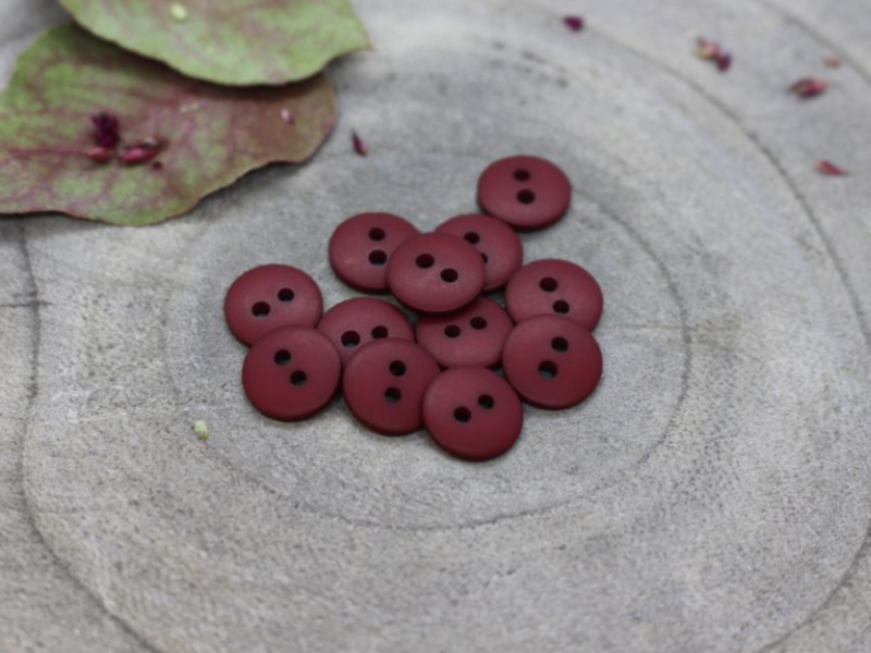 atelierbrunette-buttons-1000stoff-knöpfe-classic-matte-amaranth