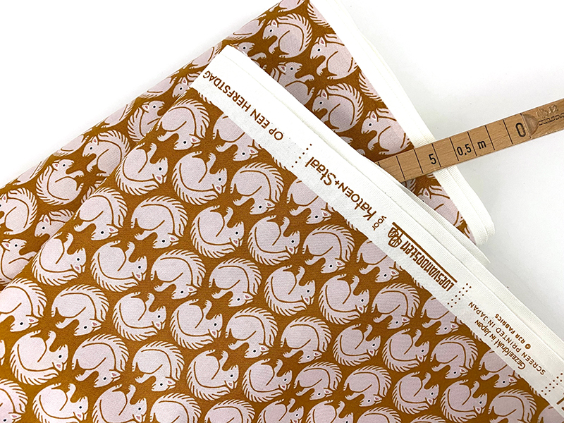 cottonsteel-squirrel-loesvanoosten-ocker-1000stoff-d