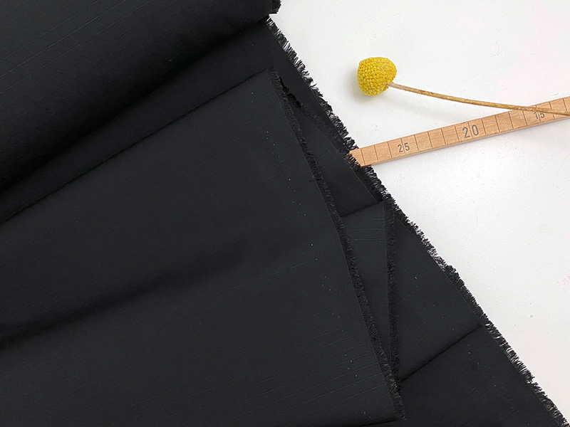 designerleftover-ripstop-schwarz-1000stoff