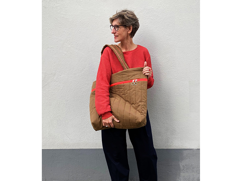 allinone-bag-1000stoff-jordanquilt-mindthemaker-camel-front