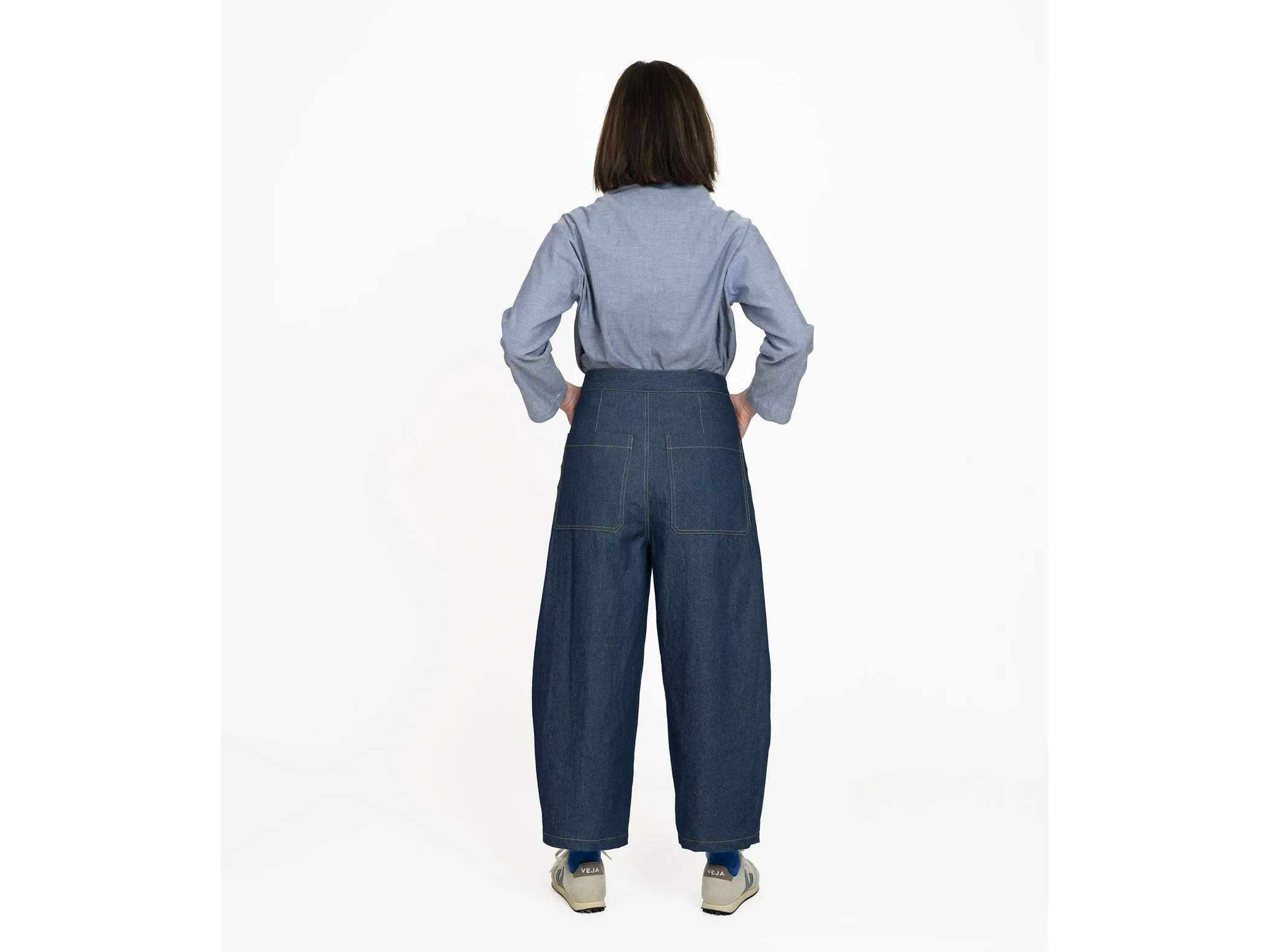 1000stoff-assembly-line-barrel-trousers-4