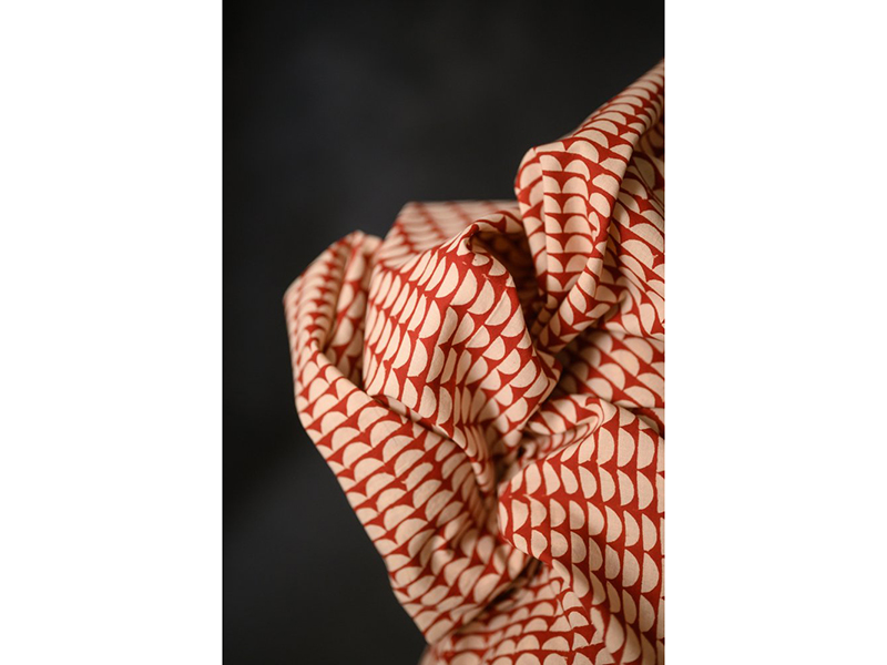 indian-block-print-red-semi-circle-merchantandmills-1000stoff-2